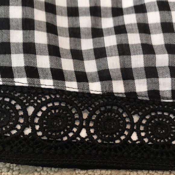 Chico’s black and white checked blouse with lace detail. - Picture 5 of 11